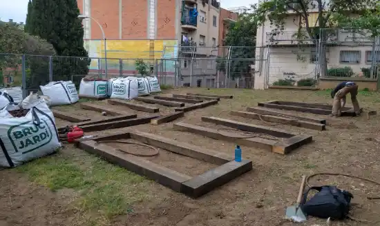 Un huerto escolar en Badalona