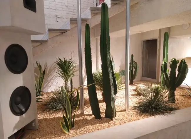 Jardineria para tiendas en Barcelona- Carhartt